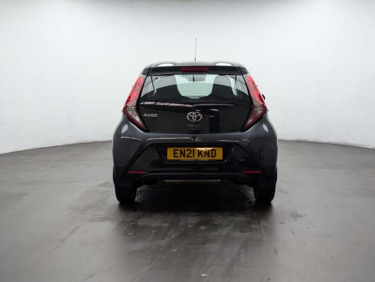 2021 Toyota AYGO 1.0 VVT-i x-play Hatchback 5dr Petrol Manual Euro 6 (s/s) (71 ps) - APPLE C HATC...
