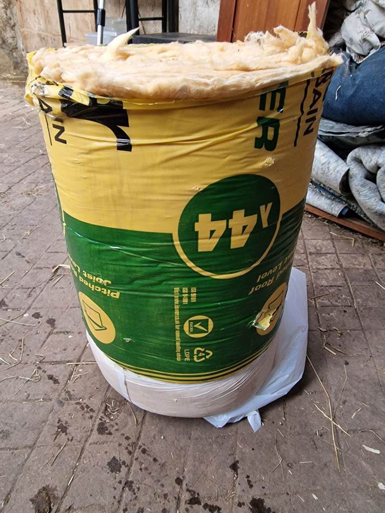 Insulation half roll