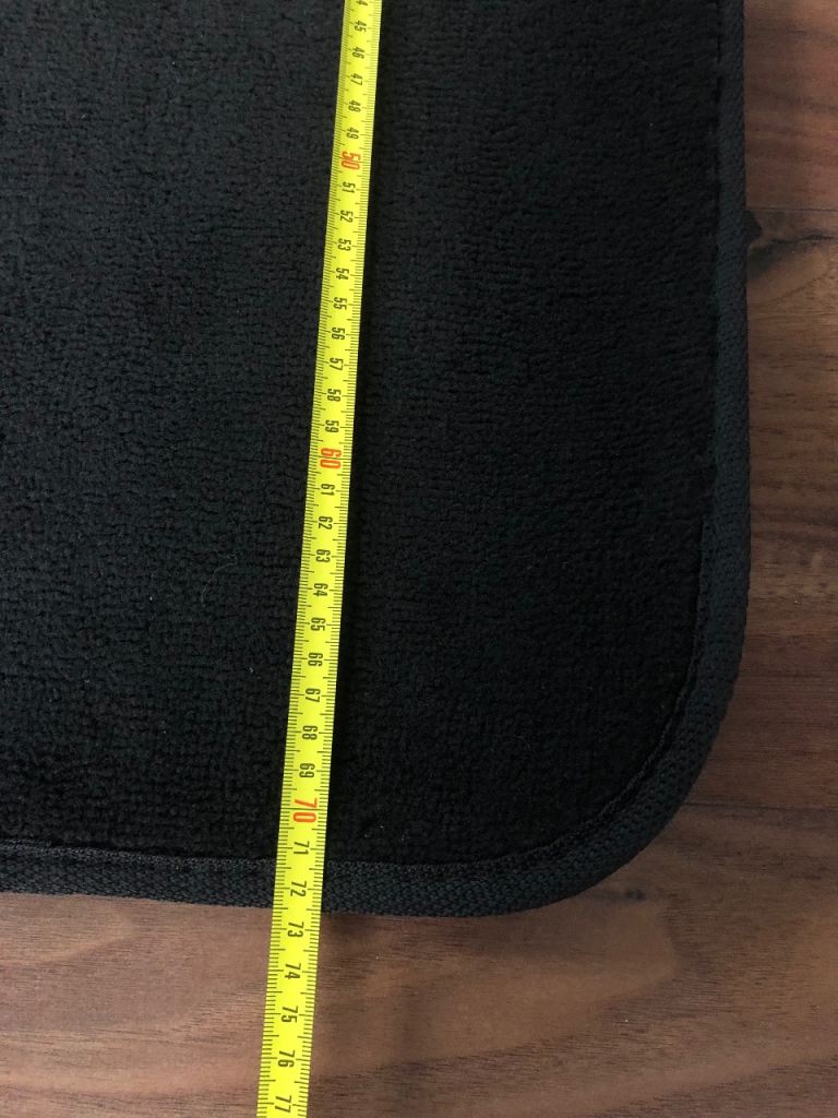 Set of 4 Black Carpeted Car Mats