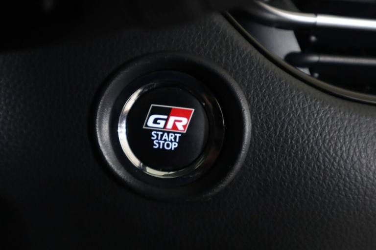 2022 Toyota C-HR 1.8 VVT-h GR SPORT CVT Euro 6 (s/s) 5dr HATCHBACK PETROL/ELECTRIC Automatic