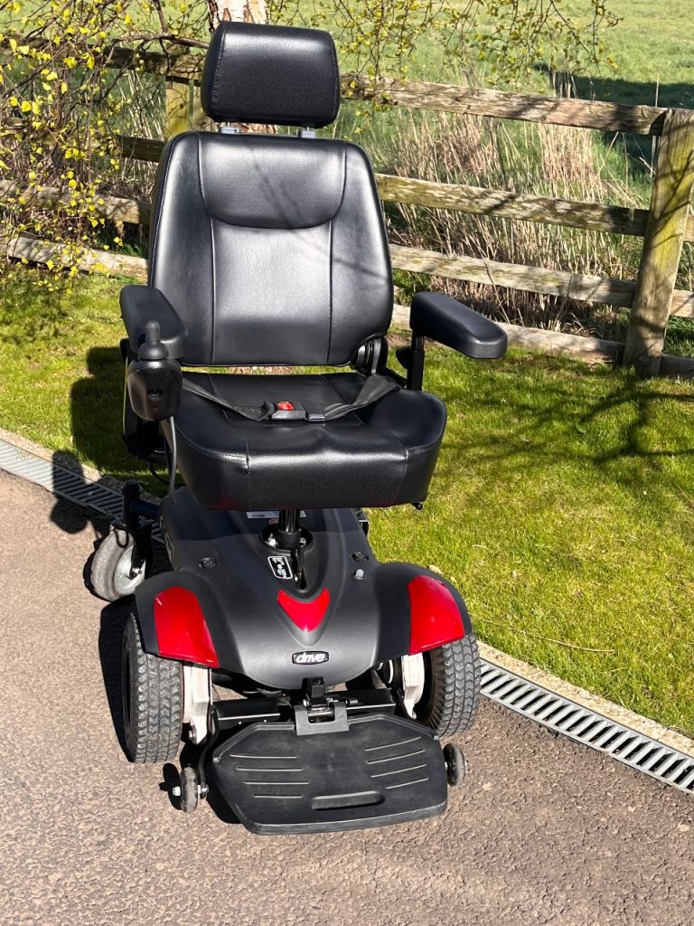 Drive Titan Battery Powerchair / Powered Wheelchair - excellent condition
