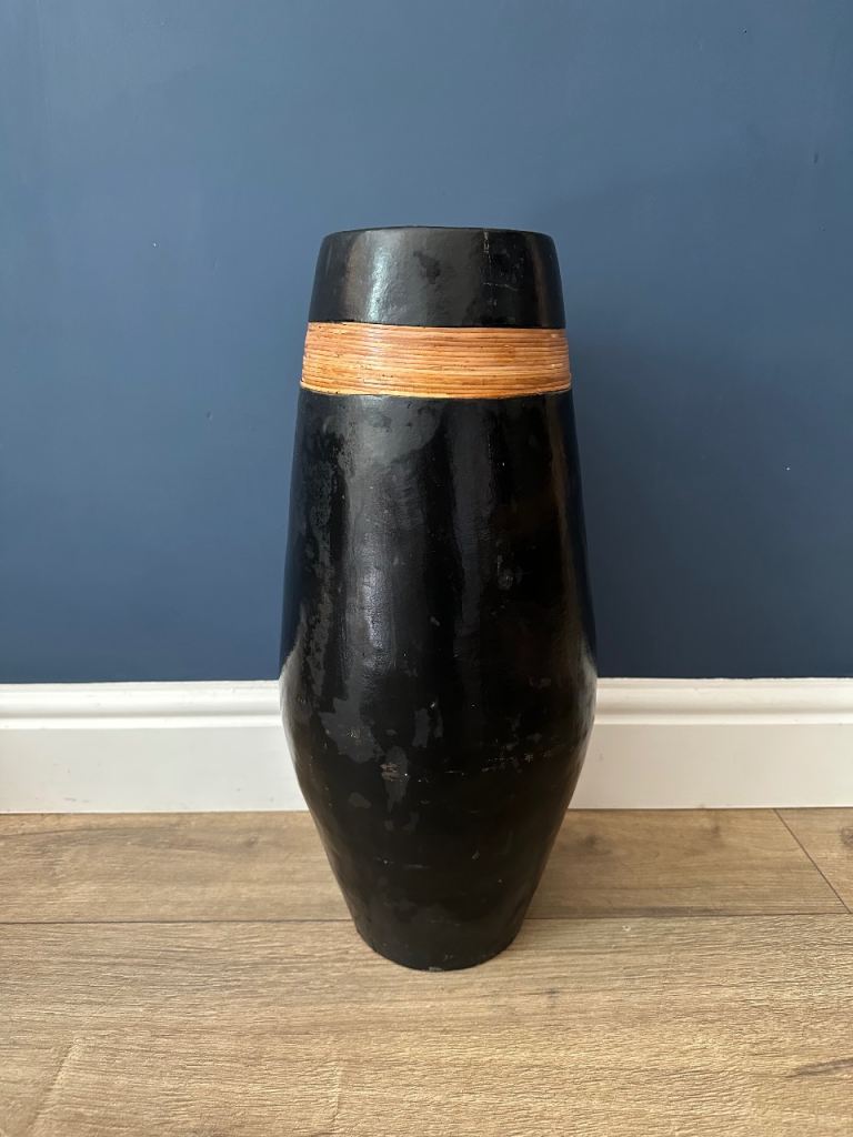 Large floor vase black and brown