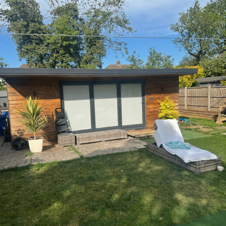Private Garden Office / Studio To Rent – Walton-on-Thames (Near Hersham Station)