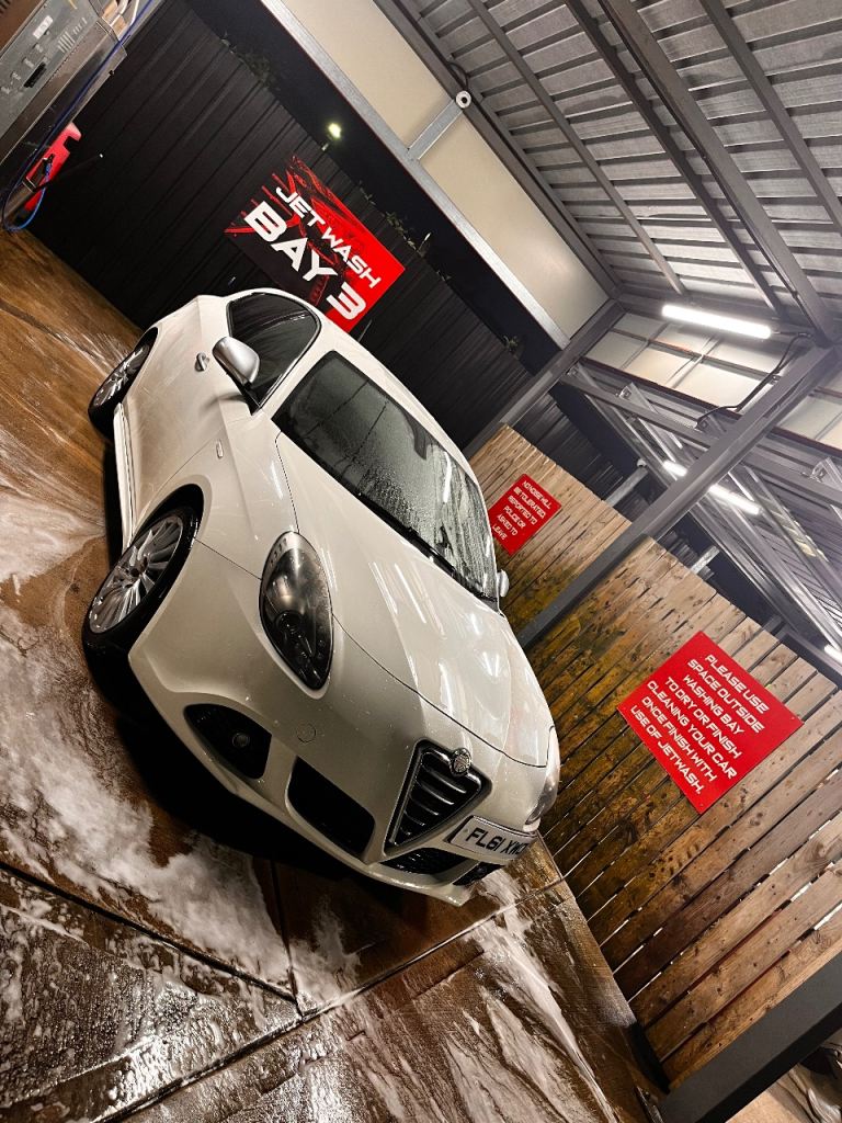 Alfa Romeo, GIULIETTA, Hatchback, 2011, Manual, 1956 (cc), 5 doors