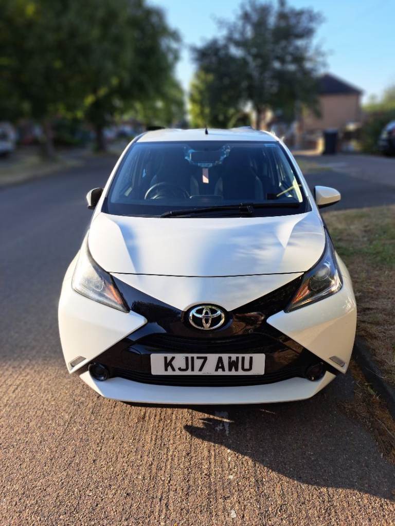 2017 Toyota Aygo X-Play VVT-i x-shift (Automatic) – Toyota Service History