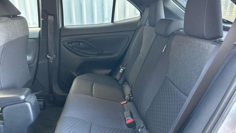  Toyota Yaris Cross 1.5 VVT-h Design SUV 5dr Petrol Hybrid E-CVT Euro 6 (s/s) (116 ps) Petrol/Ele...