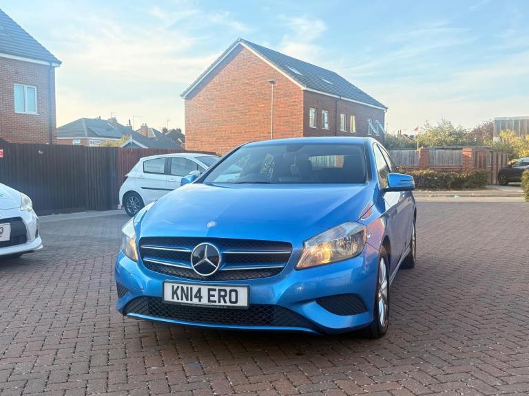 Mercedes-Benz, A CLASS, Hatchback, 2014, Manual, 1461 (cc), 5 doors
