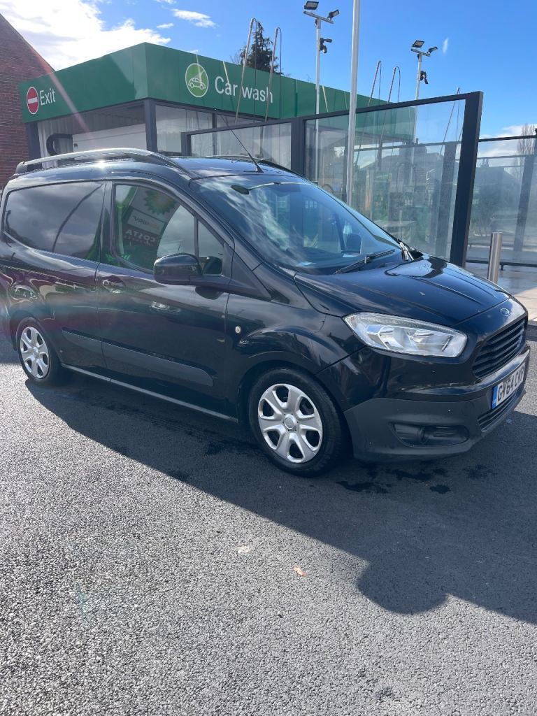 Ford Transit Courier Van
