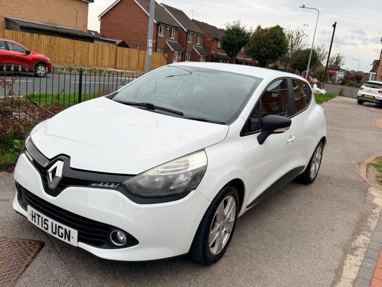 2015 Renault Clio 1.2 petrol 5 door  82000 miles only 