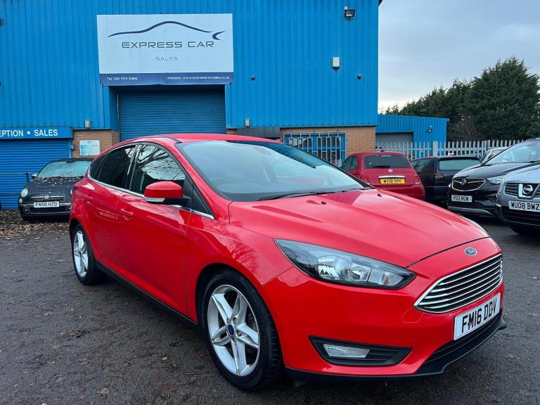 2016 Ford Focus 1.0T EcoBoost Zetec Euro 6 (s/s) 5dr HATCHBACK Petrol Manual