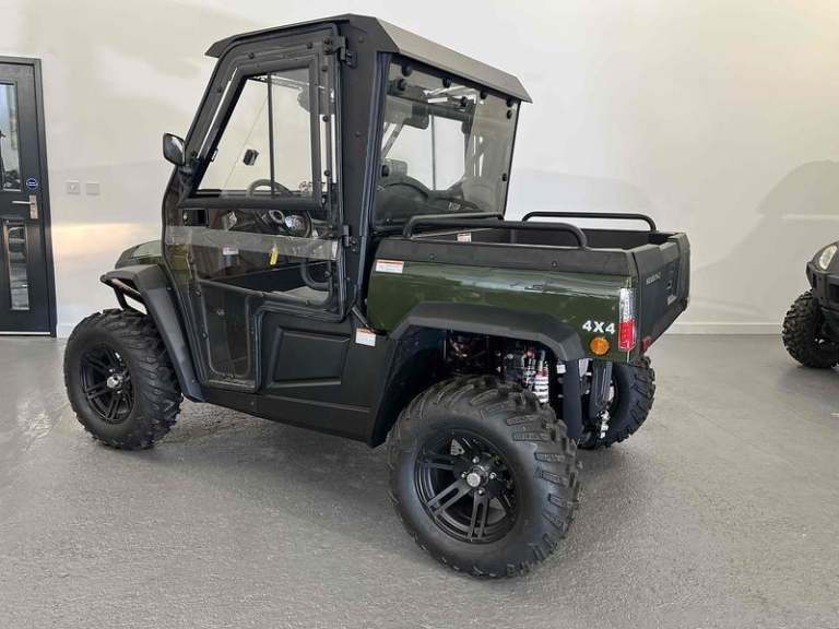 Hisun Vector E1G UTV - similar to Gator, Ranger, M