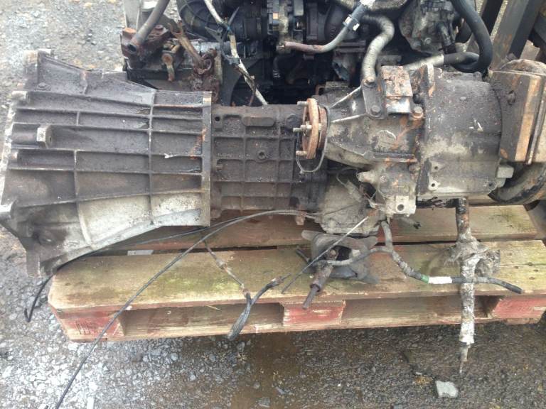 LANDROVER 4X4 COMPLETE GEARBOXES , DEFENDER ,RANGE ROVER ,DELIVERY OK