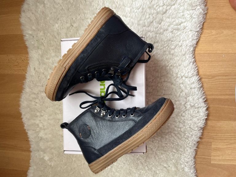 Real leather kids verbaudet boots