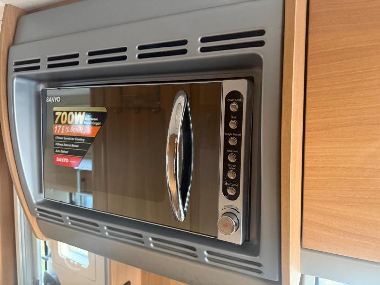 2011 Swift Fairway 565 6 Berth fixed bunk beds