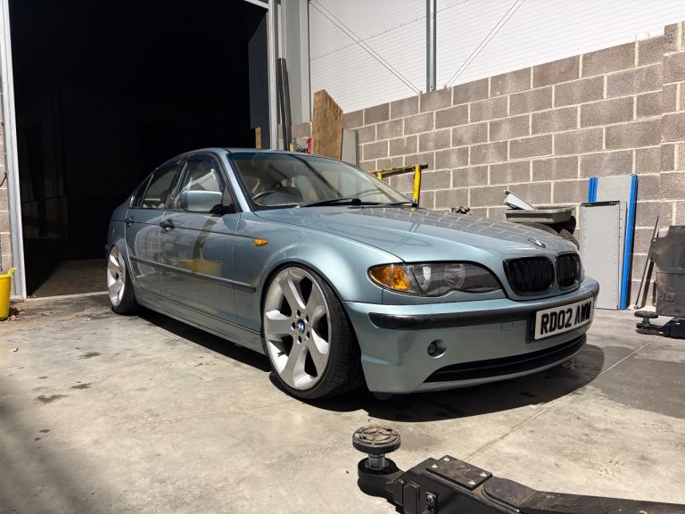 2002 BMW E46 318i 58k miles. Leather 