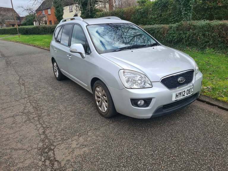 2012 Kia carens 1.6 diesel 7 seater. MOT till 06/05/2027