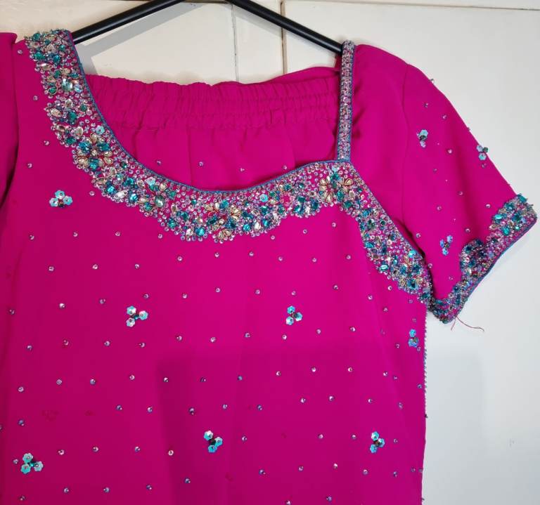 New.Pink silver blue asian dress. Tight pants. Party. Sequins beads diamontes. 30chest