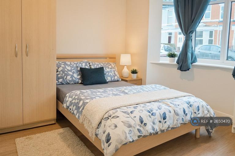 1 bedroom in Carlton Avenue, Gillingham, ME7 (#2650470)