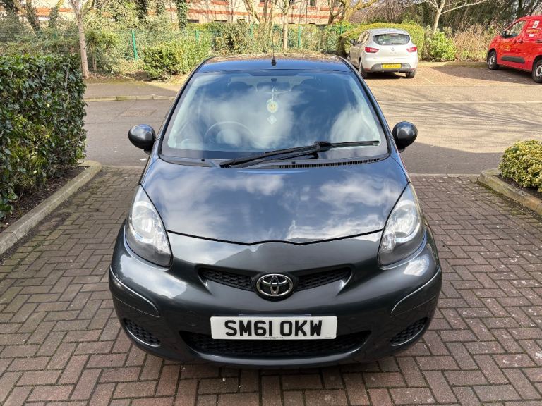 Toyota, AYGO, Hatchback, 2011, Manual, 998 (cc), 5 doors