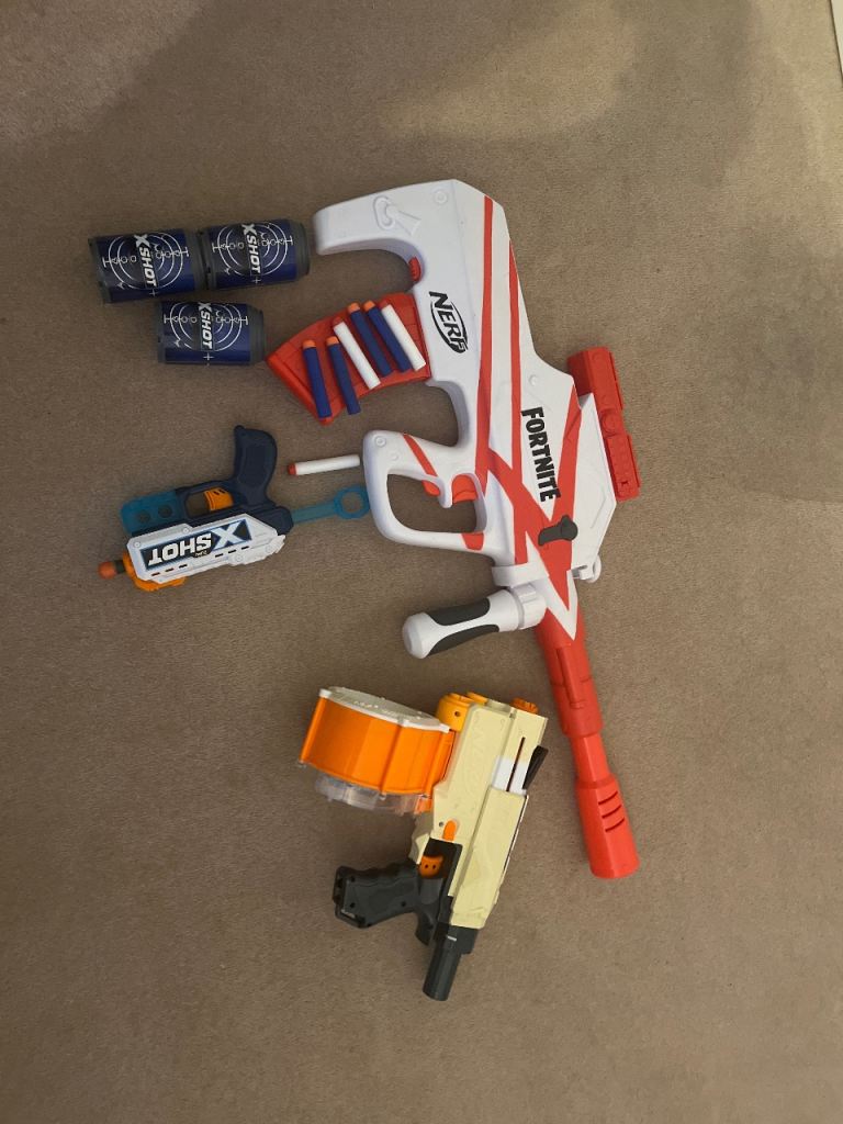 NERF GUNS FORTNITE BUNDLE