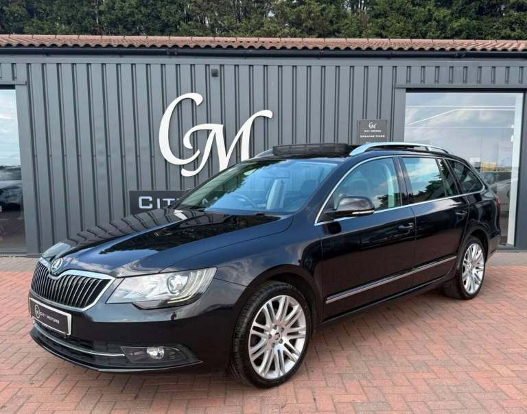 2015 Skoda Superb 2.0 Superb Elegance TDI CR 4x4 Semi-Auto 4WD 5dr Estate Diesel Automatic