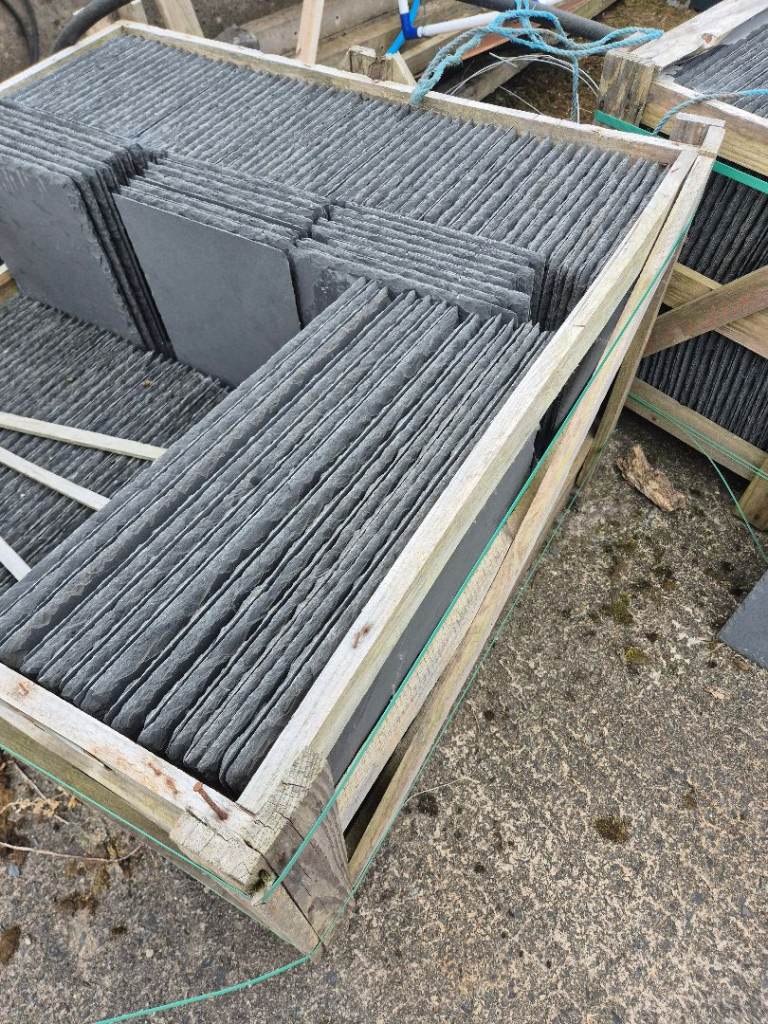 600 Brazilian Rio Graphite Roof slates 600 mm x 300 mm