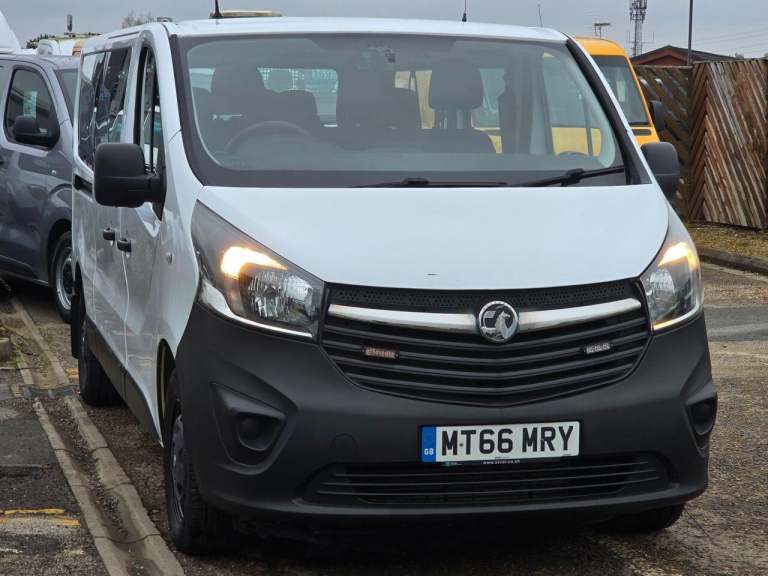 2017 Vauxhall Vivaro 2900 1.6CDTI 95PS ecoFLEX H1 Combi 9 Seat MPV DIESEL Manual