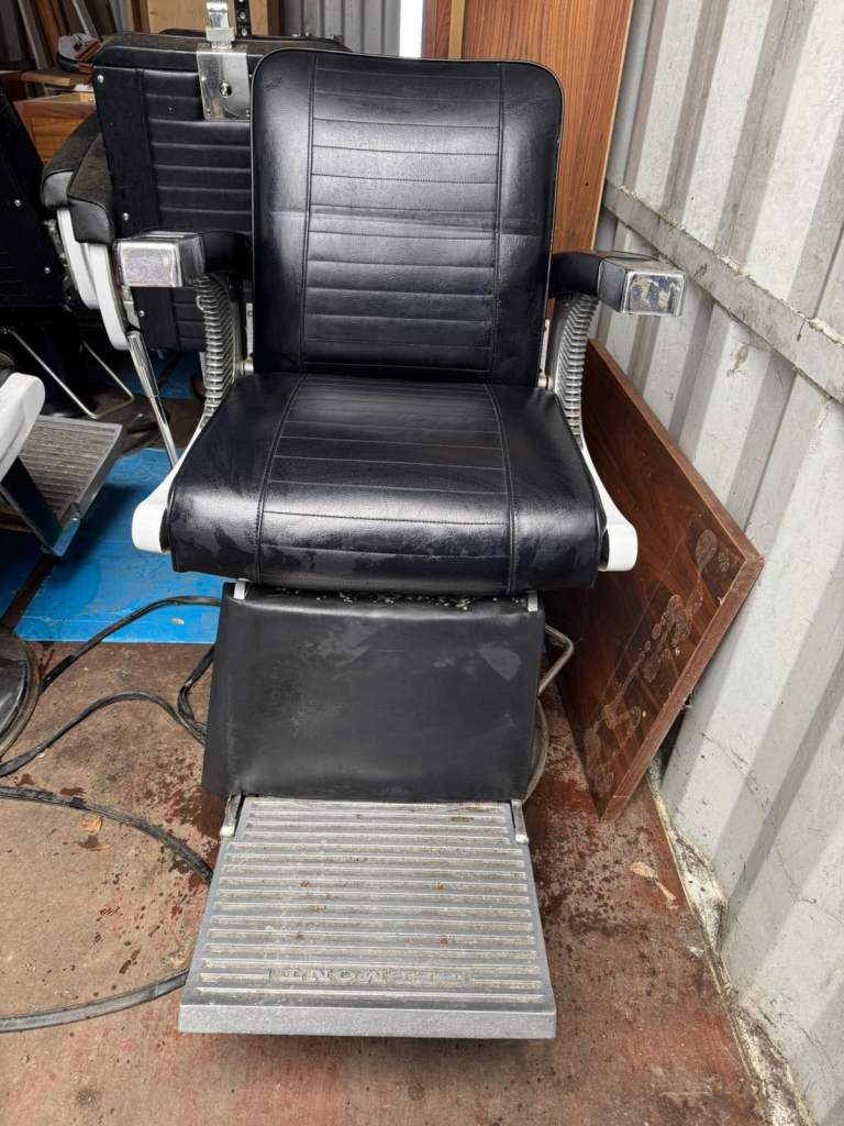 Barber Belmont chairs 4 of them