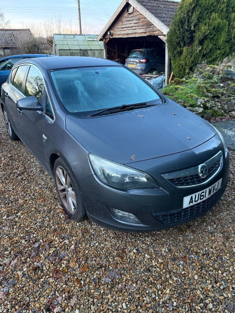 Vauxhall, ASTRA, Hatchback, 2011, Manual, 1956 (cc), 5 doors
