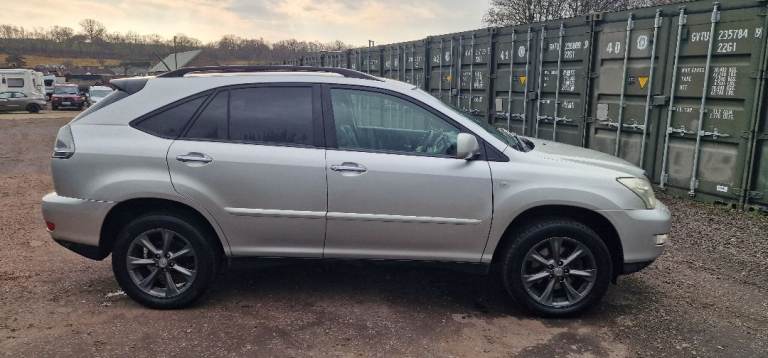 lexus rh 400 hybrid 4X4  full mot stunning . automatic. 