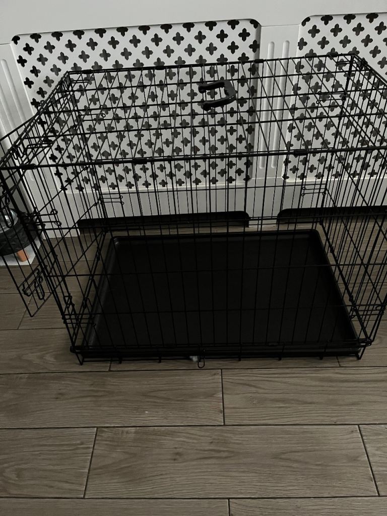 image for Medium dog crate