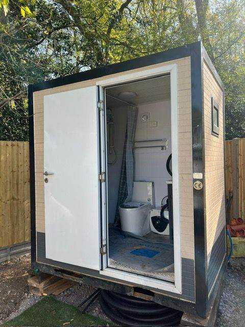 Caravan Parking / Short Stay Accommodation – From £100 PW – Wokingham