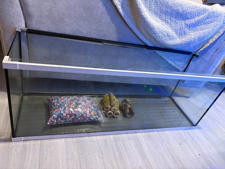 4ft fish tank (180L)
