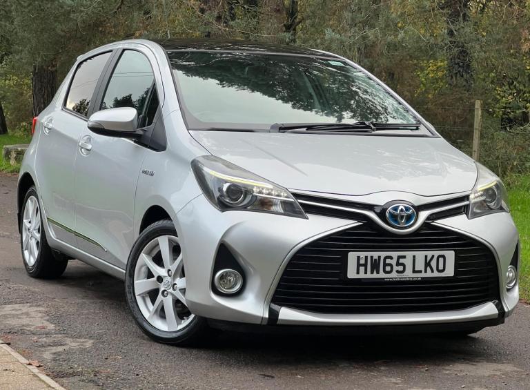 2015 Toyota Yaris 1.5 VVT-h Excel E-CVT Euro 6 5dr (15in Alloy) HATCHBACK Petrol/Electric Hybrid ...