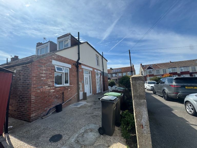 Lovely 2 bedroom apartment 