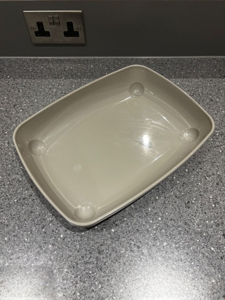New cat litter tray
