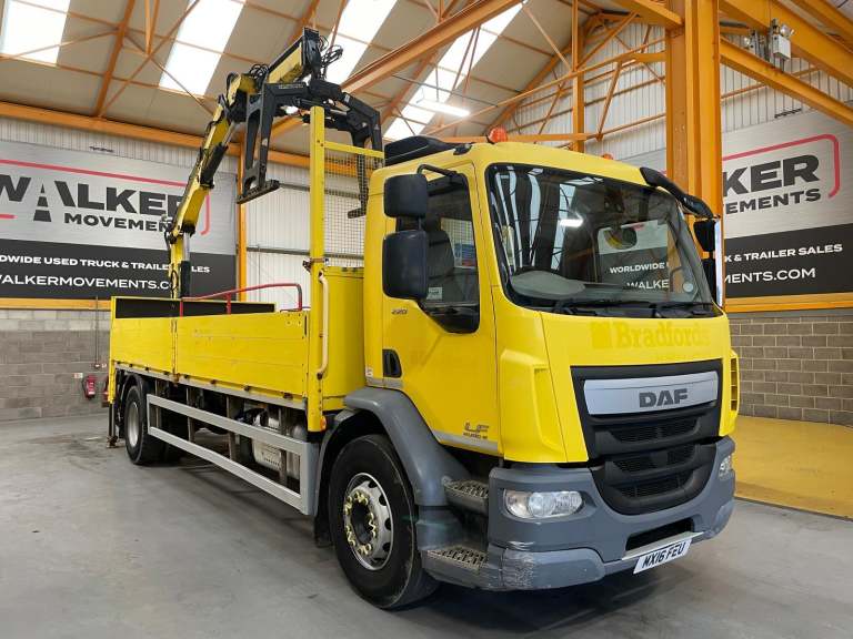 DAF LF220 *EURO 6* 4X2 18 TONNE BRICK GRAB 