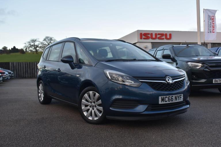 2017 Vauxhall Zafira Tourer 1.4i Turbo Design Euro 6 5dr MPV Petrol Manual