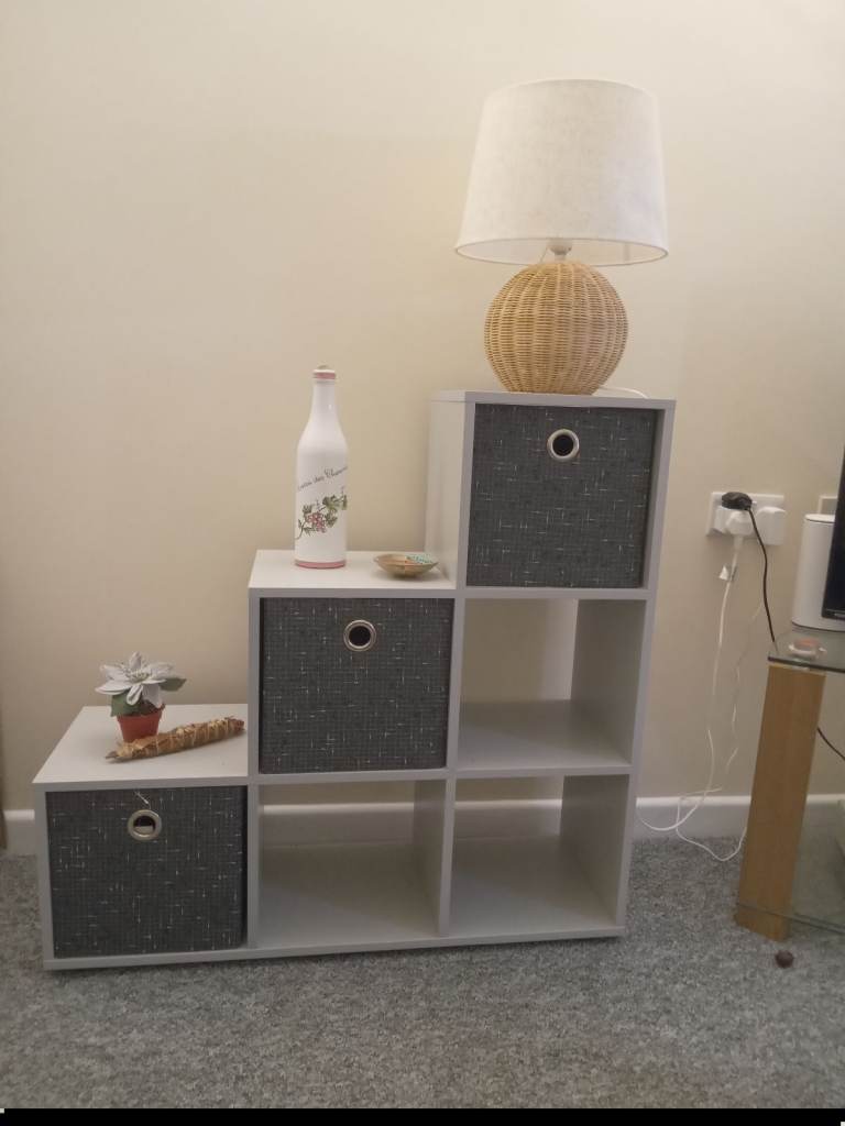 Grey Cube Storage Unit with Grey/white Fabric Drawers – Good Condition