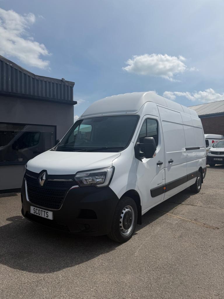 2022 Renault Master LH35dCi 135 Business MAXI High Roof Van AIRCON PANEL VAN Diesel Manual