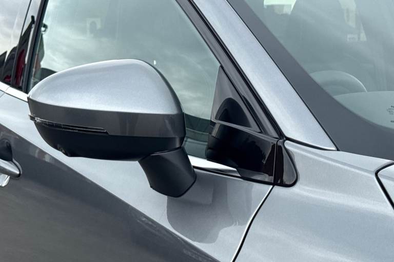 2025 Nissan Qashqai 1.3 DiG-T MH Tekna 5dr Hatchback Petrol Manual