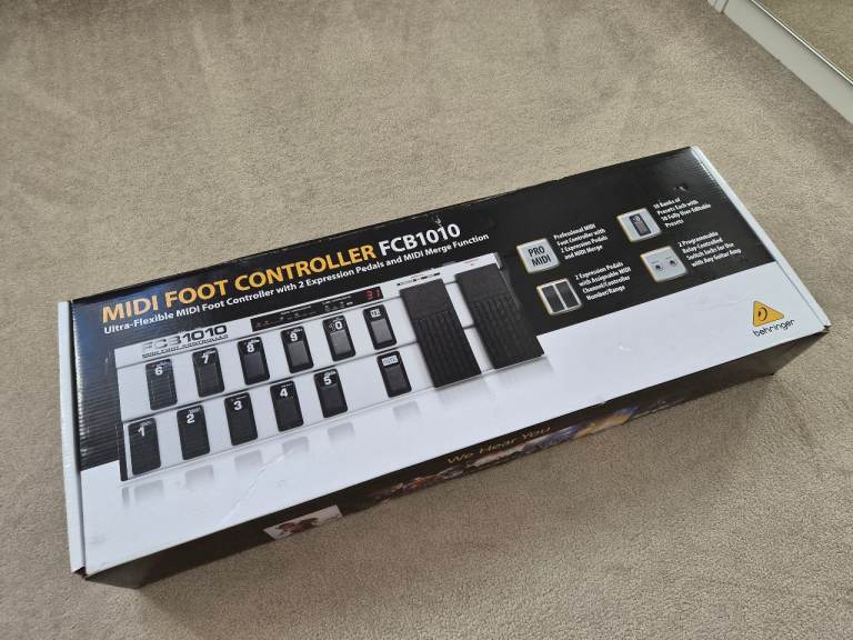 Behringer FCB1010 MIDI Foot Controller - BOXED