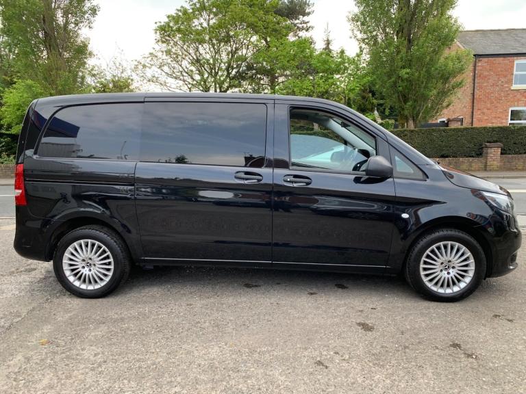 2021 Mercedes-Benz Vito 2.0 116 CDI Premium Crew Van G-Tronic RWD L1 Euro 6 (s/s) 5dr PANEL VAN D...