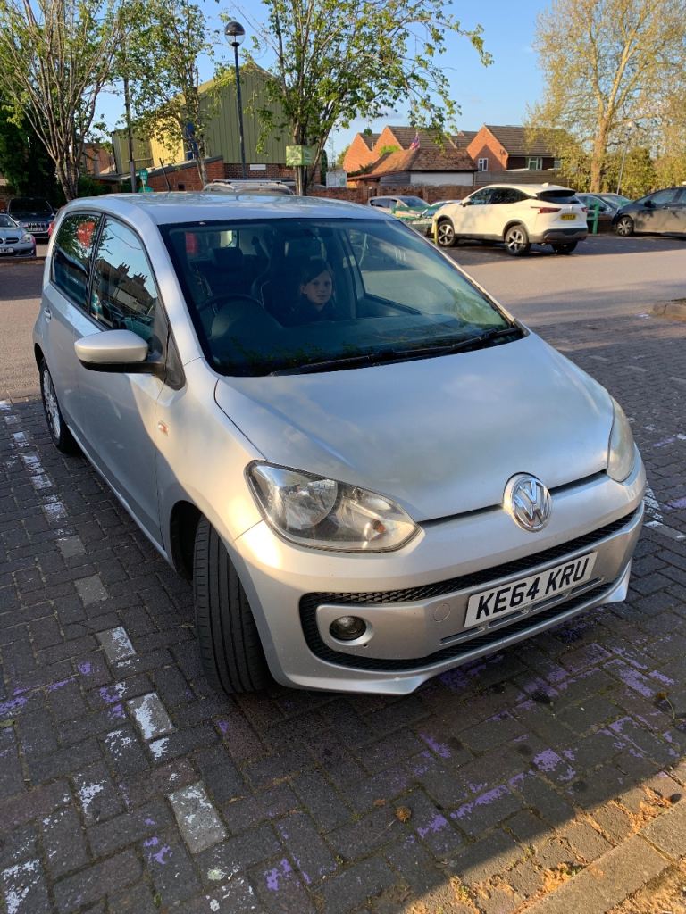 2014 VW High up! 1.0 Petrol (5-Door) – 12 Months MOT – £1,199 Bargain!