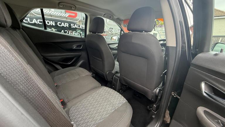 2015 Vauxhall Mokka 1.6i Exclusiv 2WD Euro 6 (s/s) 5dr HATCHBACK Petrol Manual