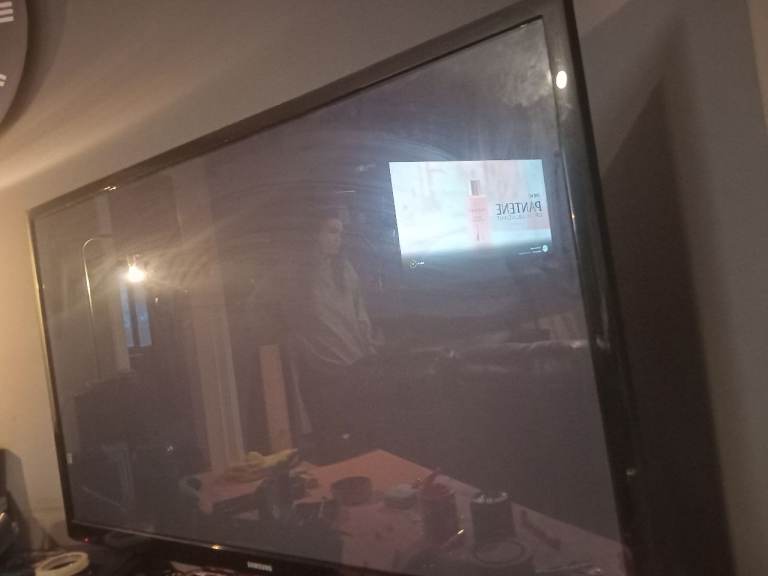 Samsung hdmi tv 45inch