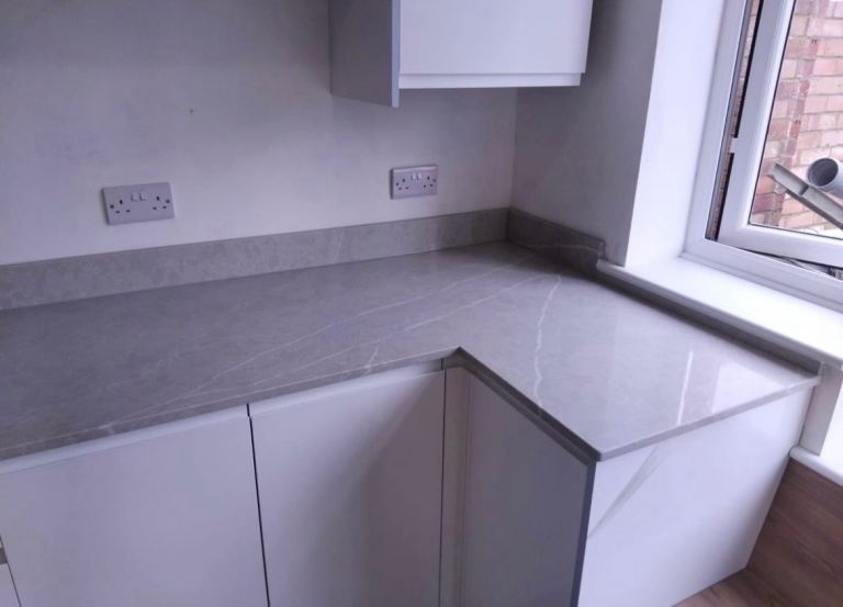 Quartz Kitchen Worktops – Supply & Fit – Manchester 