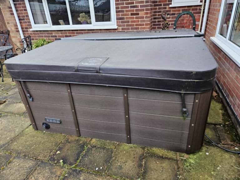 Free for refurbishment or spares