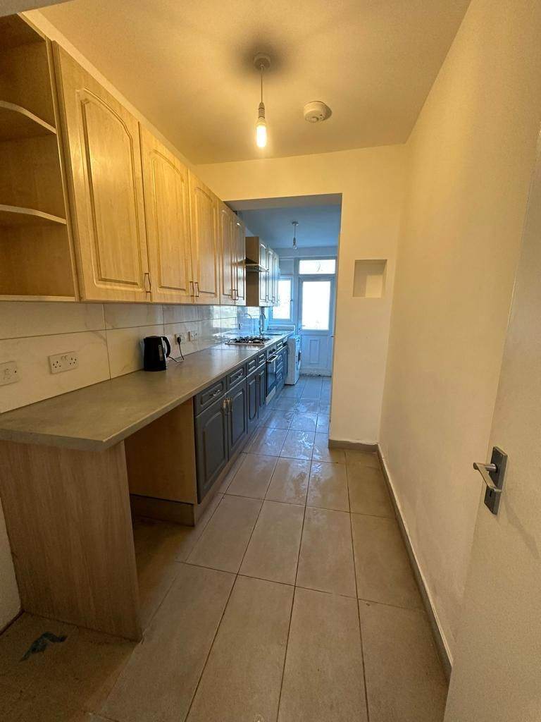 ROOM FOR RENT IN TOTTENHAM HALE, BULLER ROAD