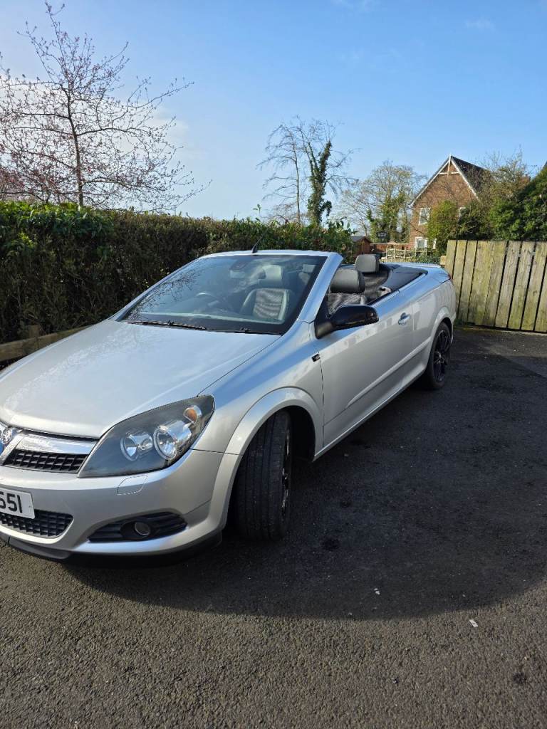 Astra twintop convertible 